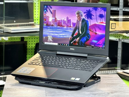 Dell Inspiron 15 7577 23